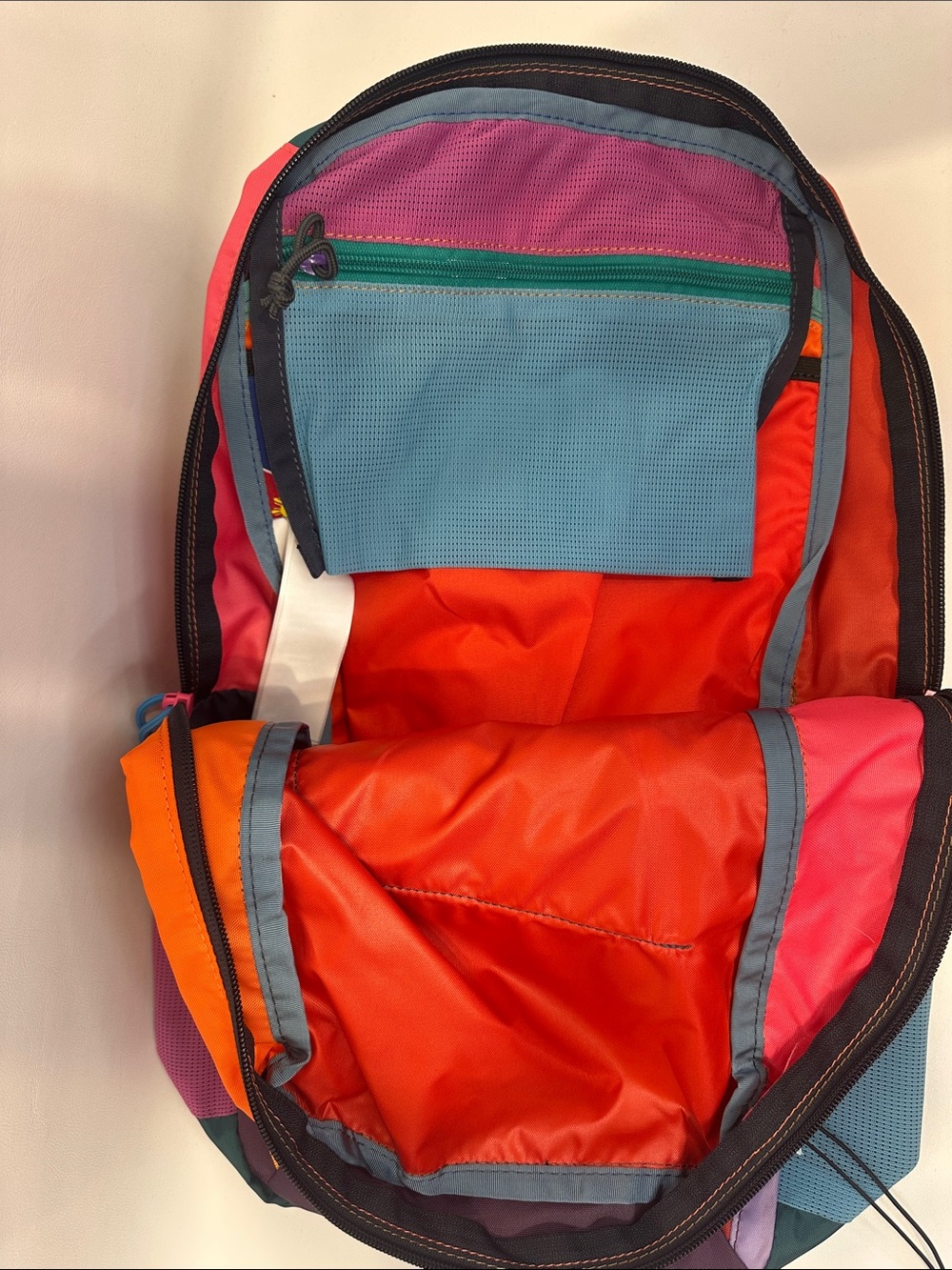 Cotopaxi Batac Del Día 16L Backpack One-of-a-Kind Multicolor Lightweight Daypack - Picture 5 of 7